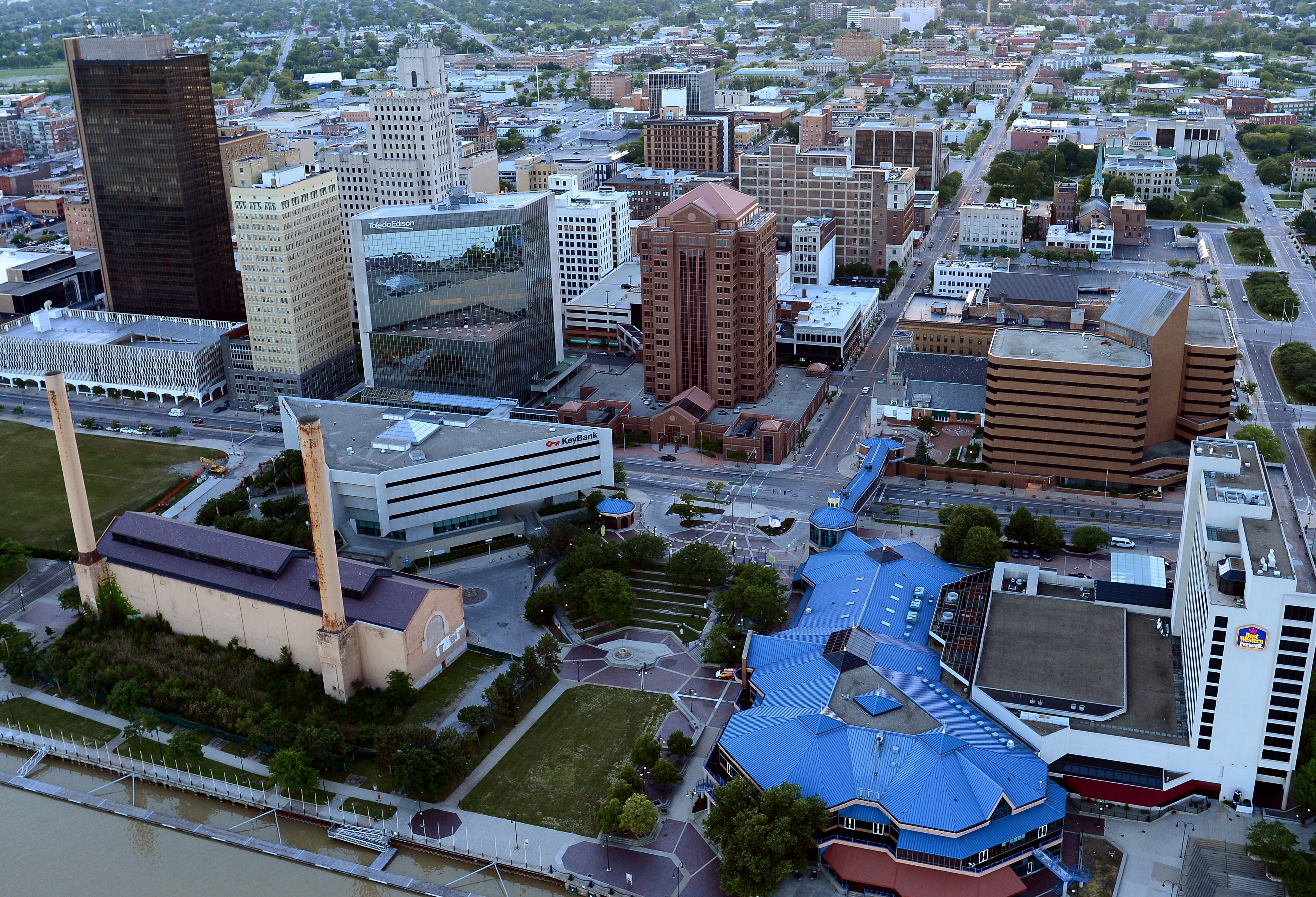 downtown-toledo-aerial-photo-andrew-weber-1